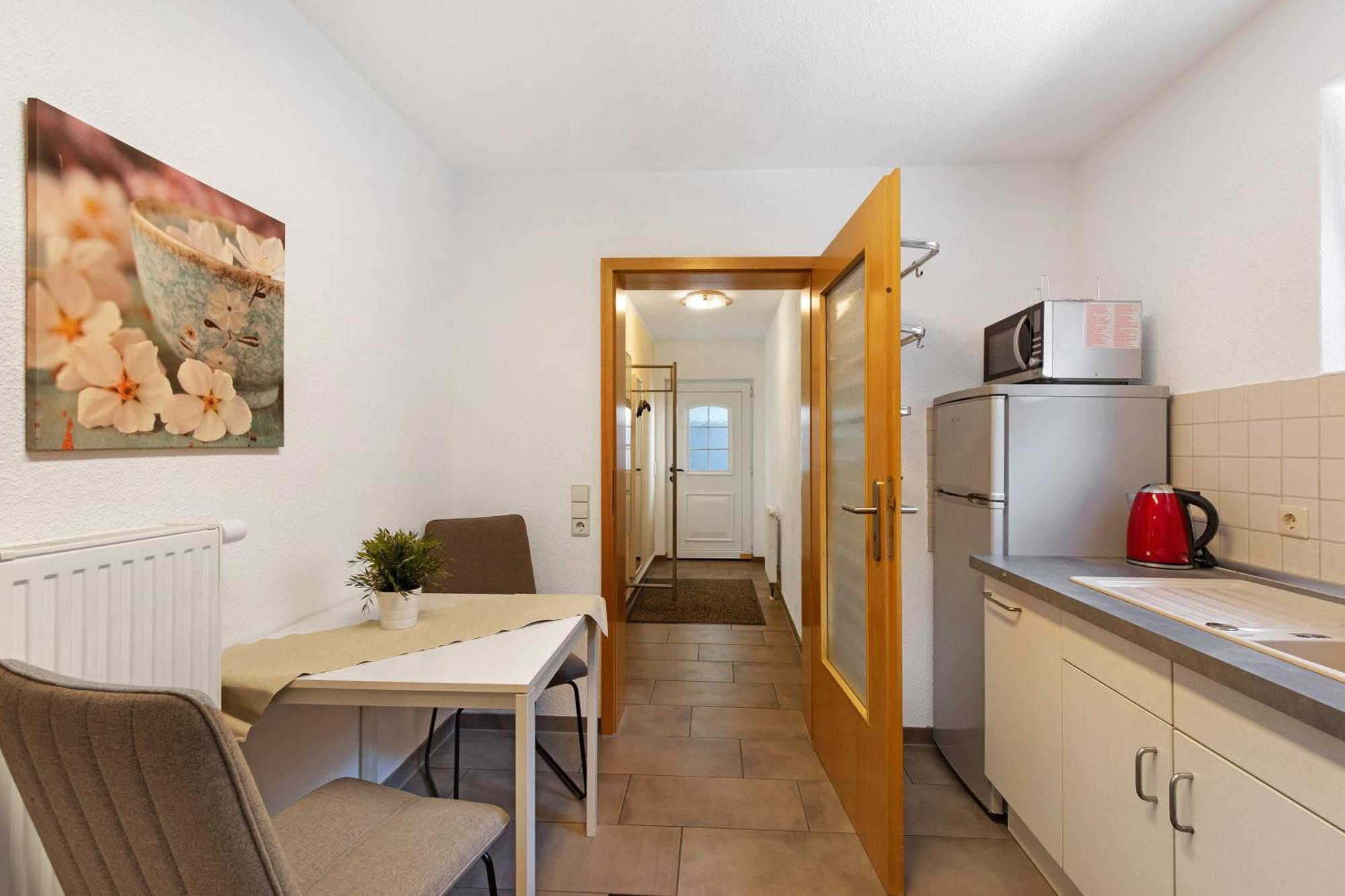 Ferienwohnung Emilia, 36Qm Münsingen Buitenkant foto