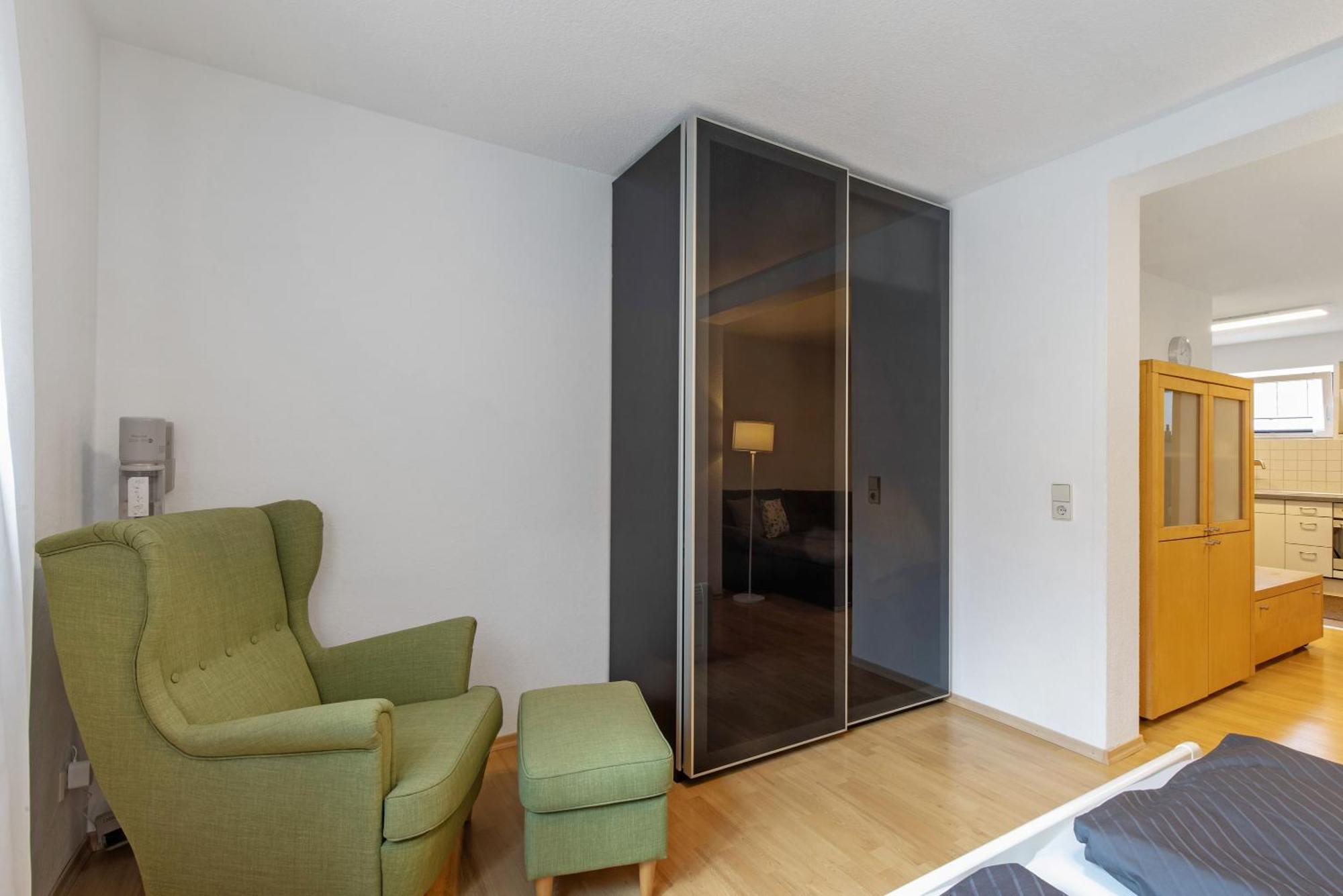 Ferienwohnung Emilia, 36Qm Münsingen Buitenkant foto