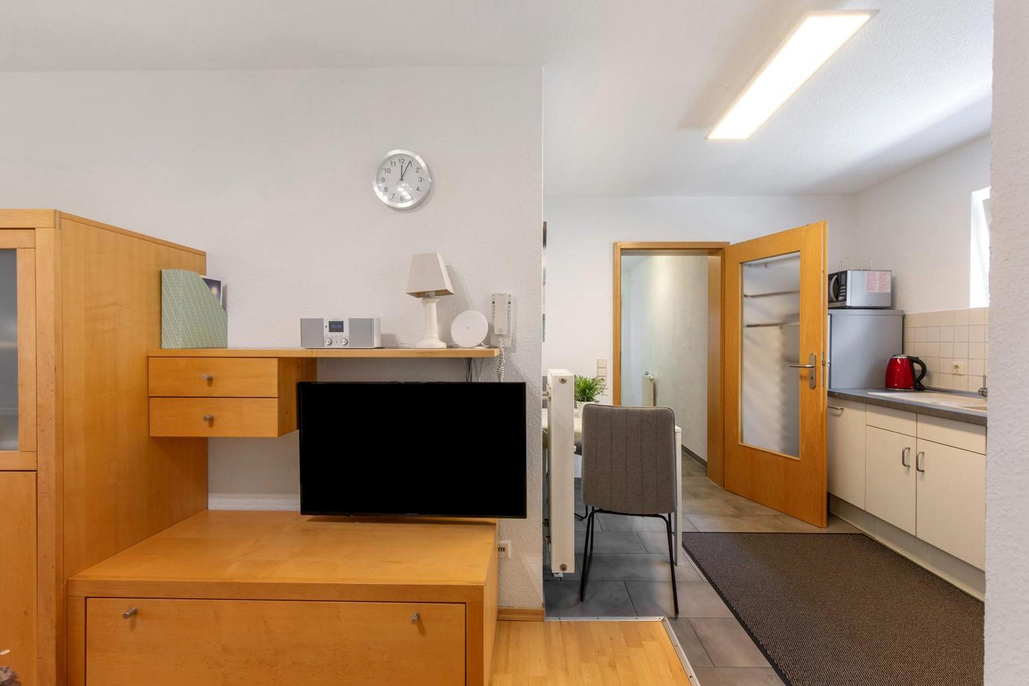 Ferienwohnung Emilia, 36Qm Münsingen Buitenkant foto